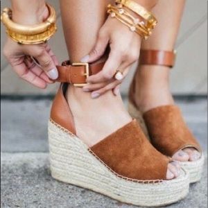 Marc Fisher Adalyn Wedge 7.5